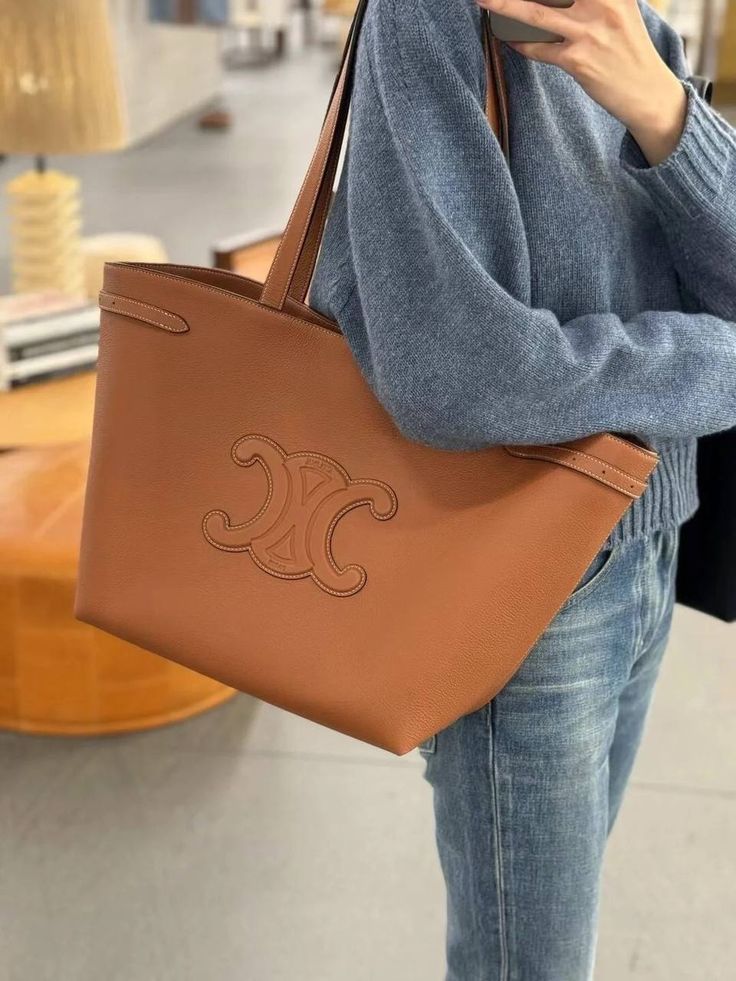 Celine large Hippopotamus Anais Cuill tote bag