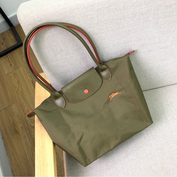 Longchamp Medium