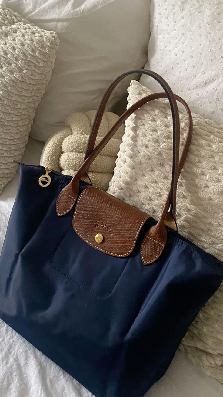 Longchamp large