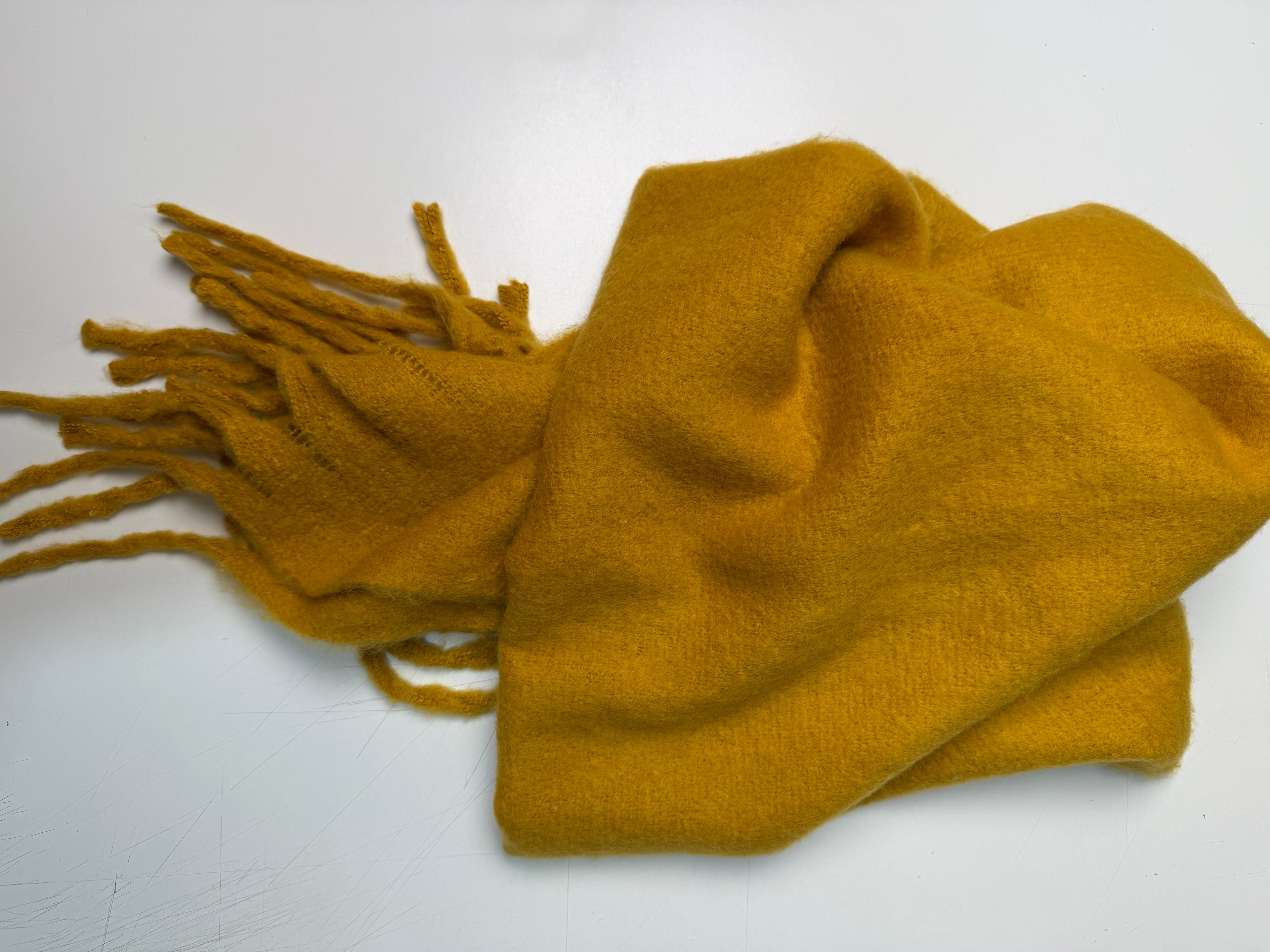 moutard scarf