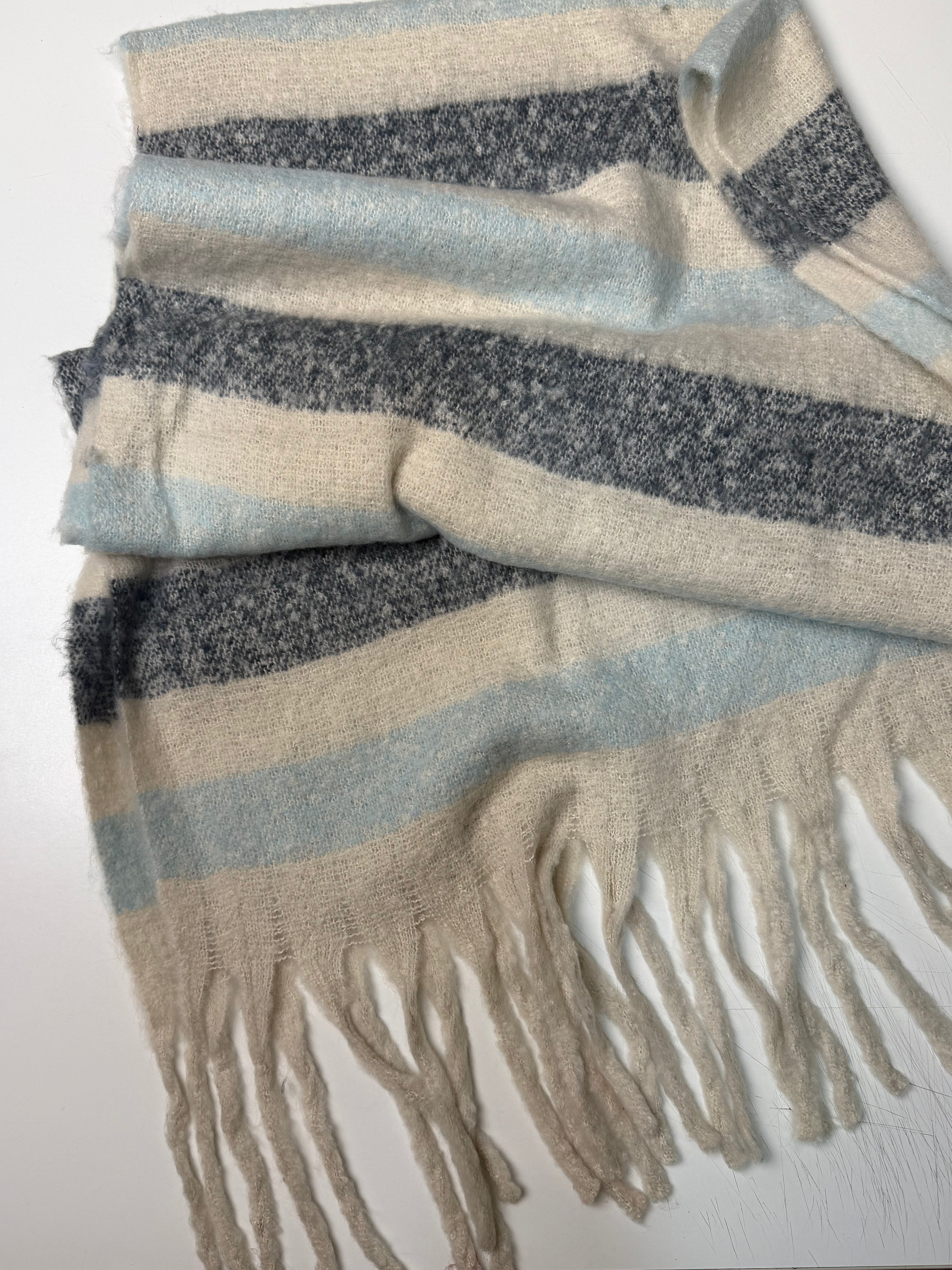 Striped Scarf blue