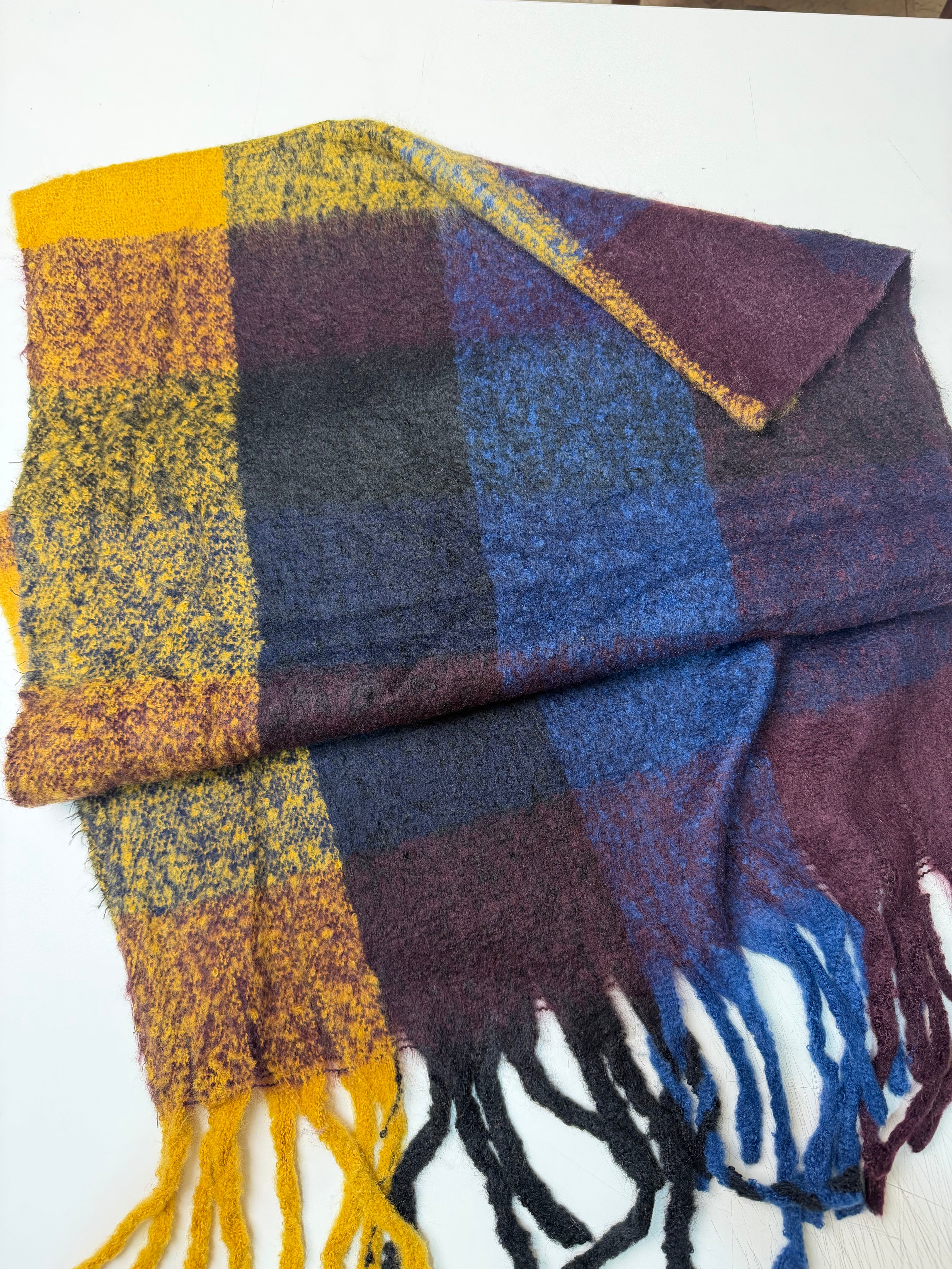 Soft Plaid Scarf navy/moutard