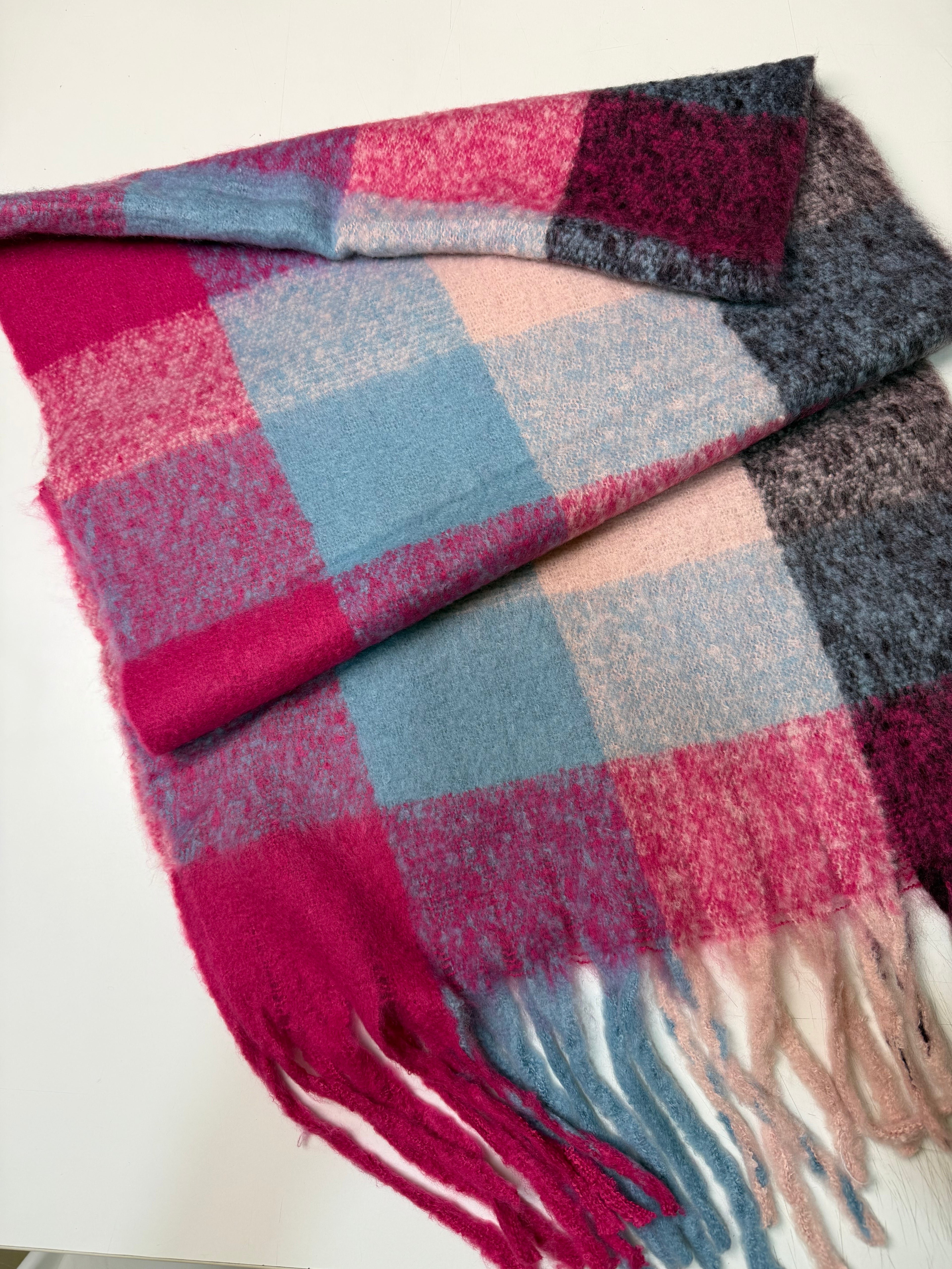 Soft Plaid Scarf dark pink