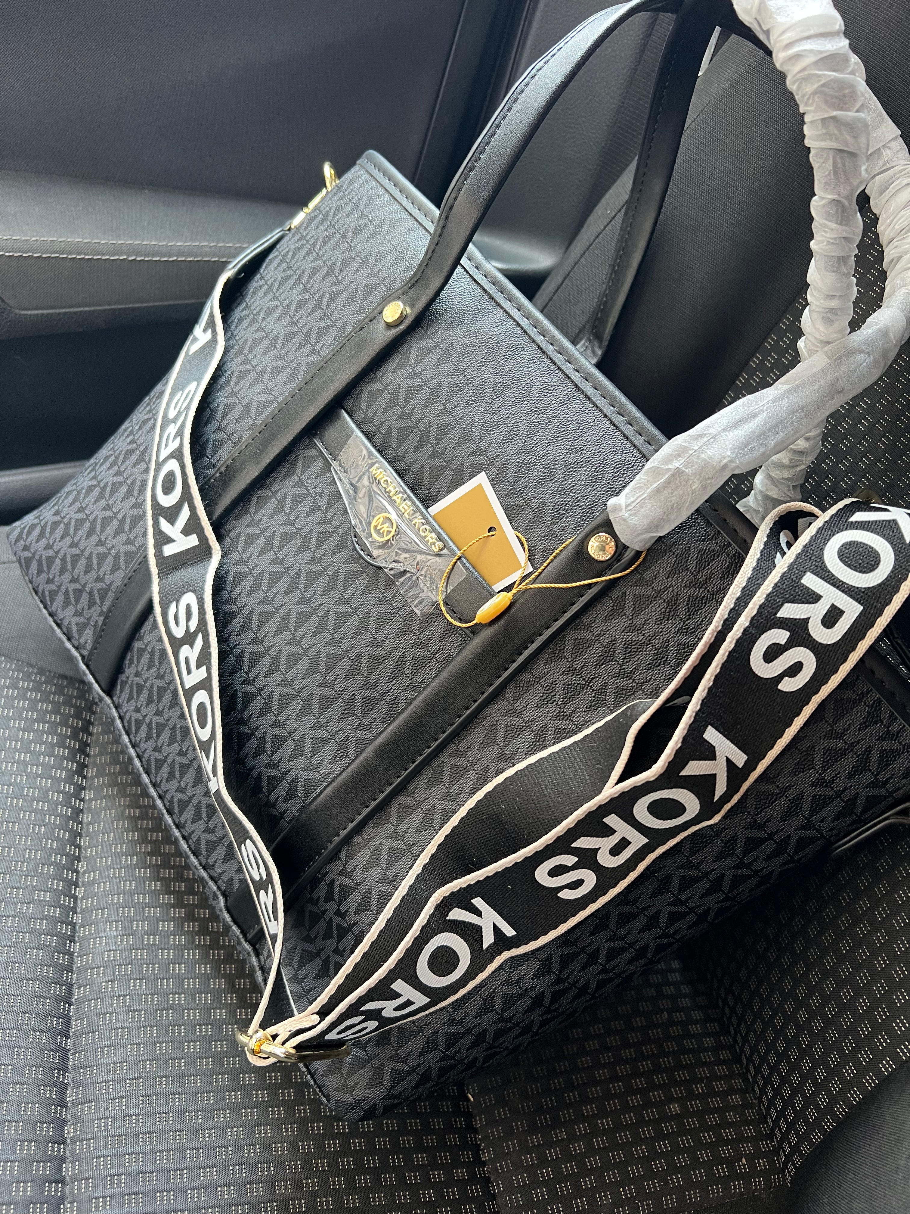 Michael kors medium bag