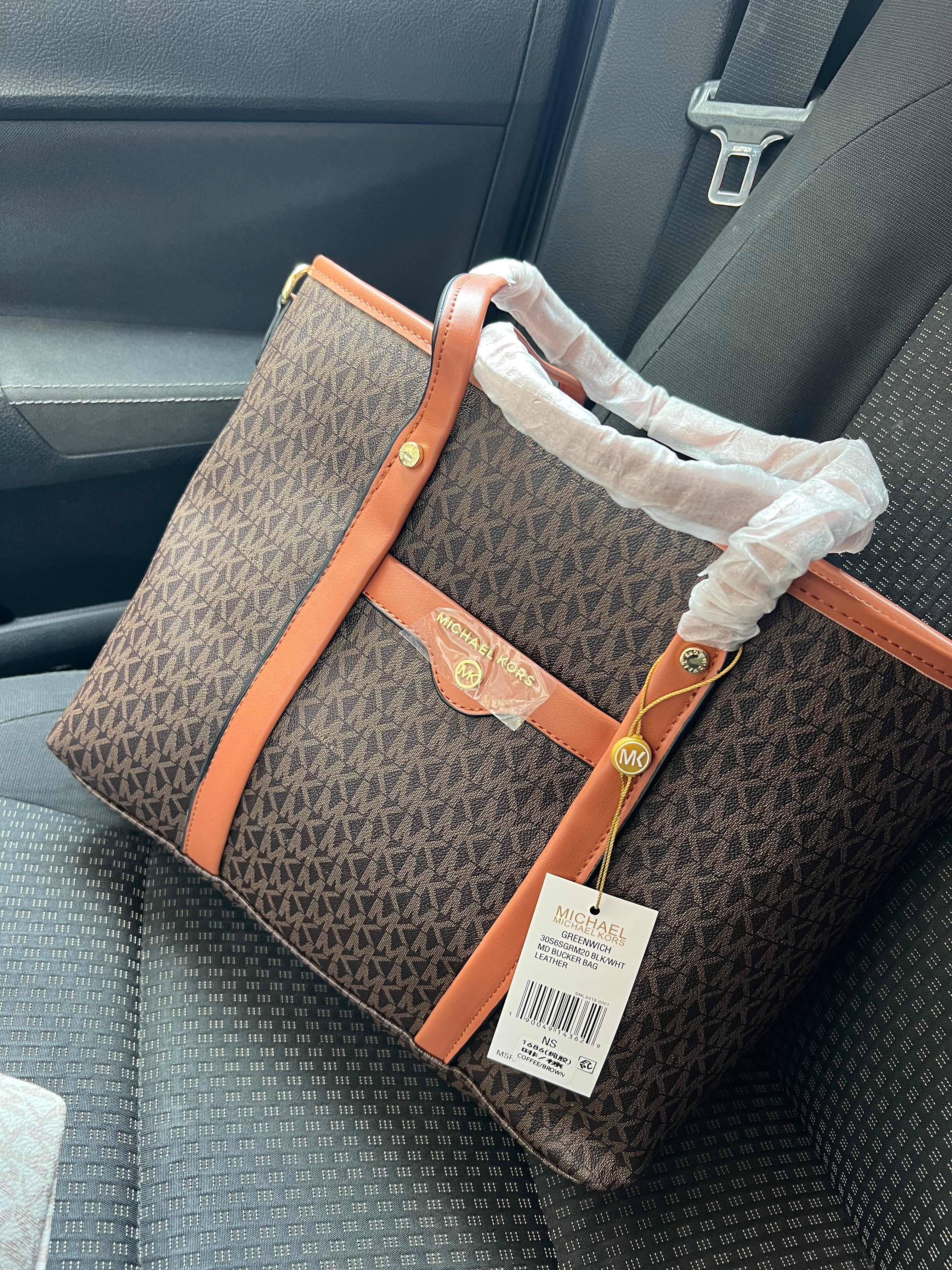 Michael kors medium bag