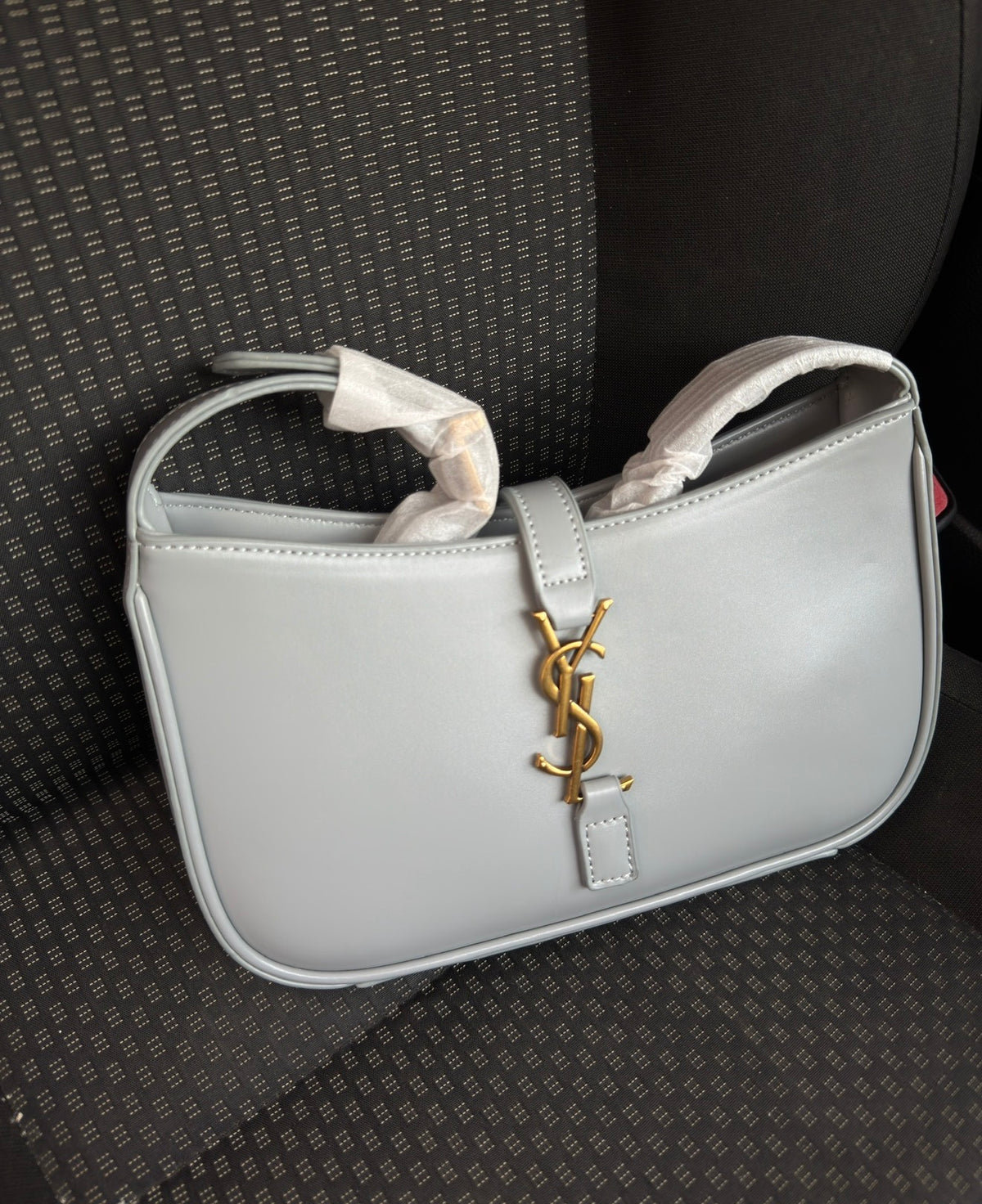 YSL Le 5 à 7 Bag