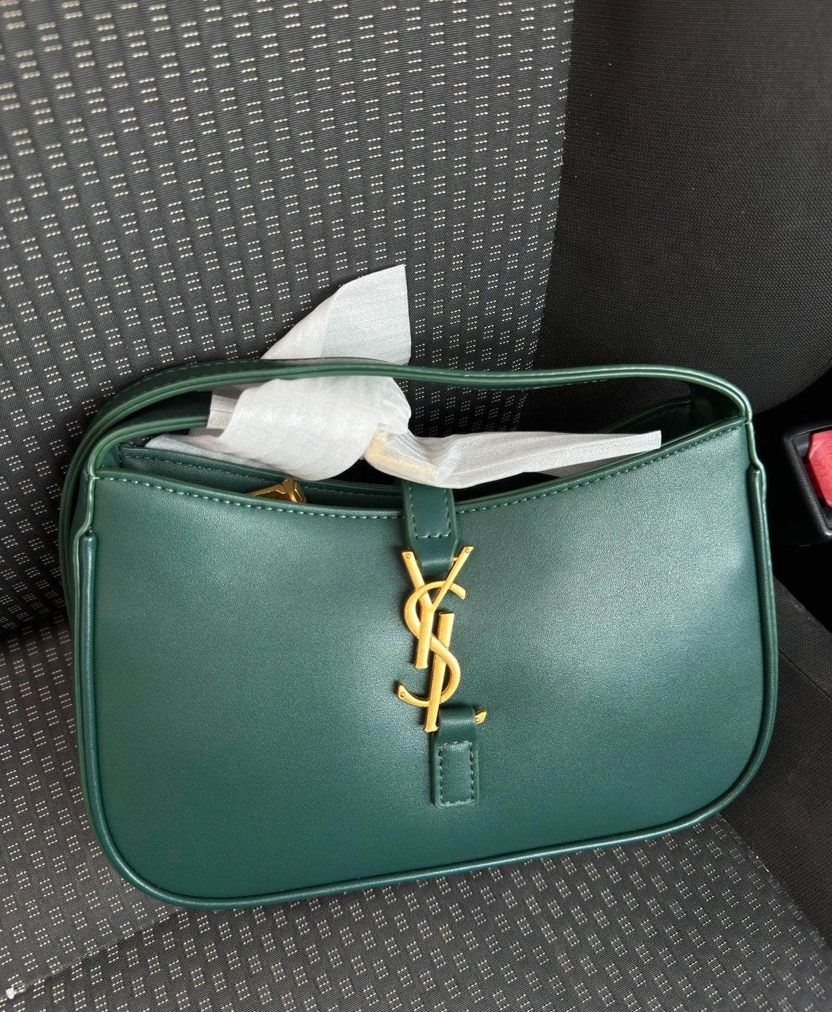 YSL Le 5 à 7 Bag