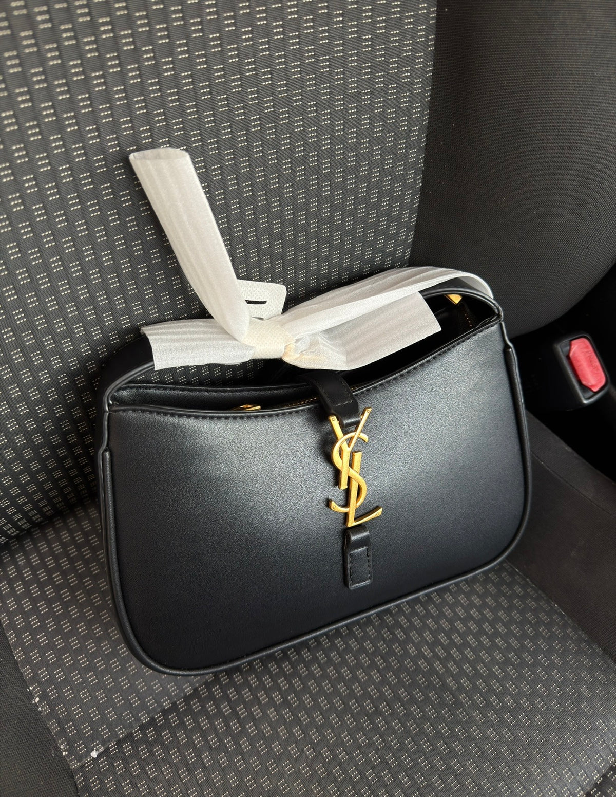 YSL Le 5 à 7 Bag