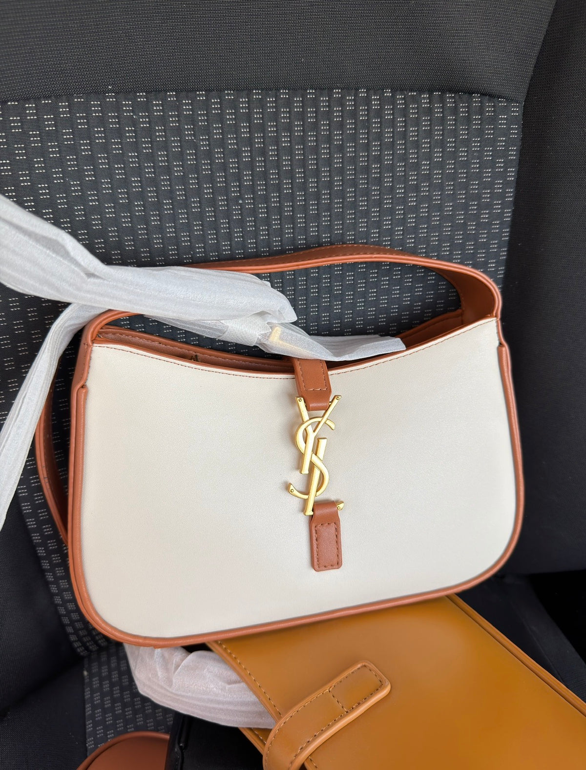 YSL Le 5 à 7 Bag
