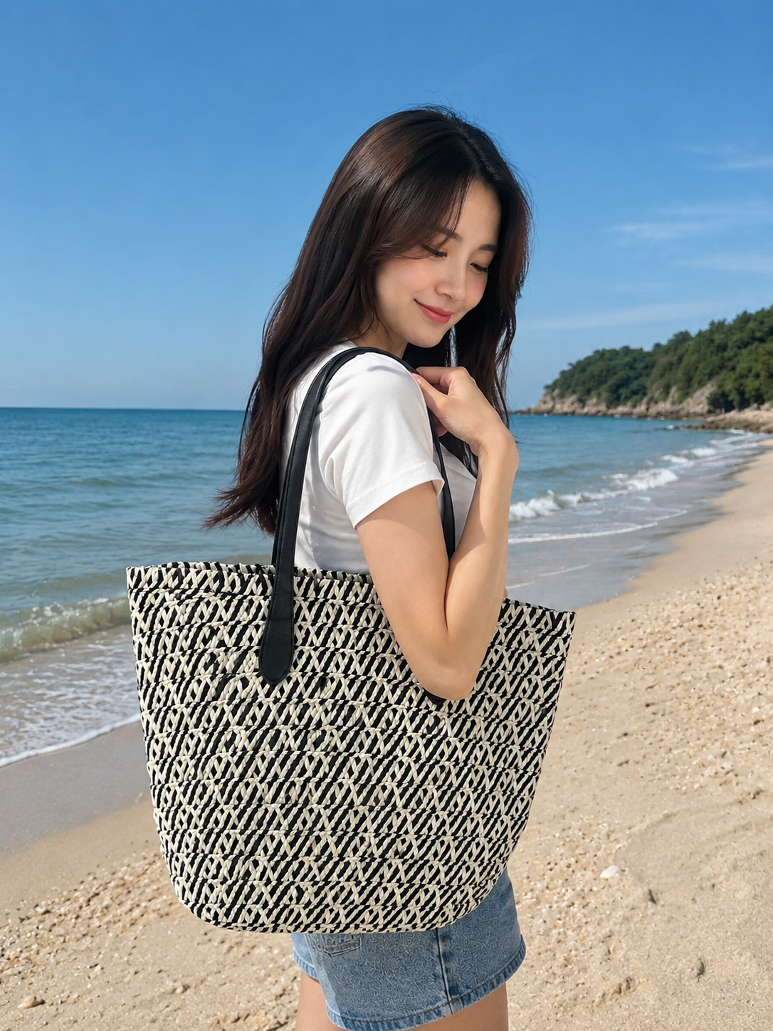 luna beach bag